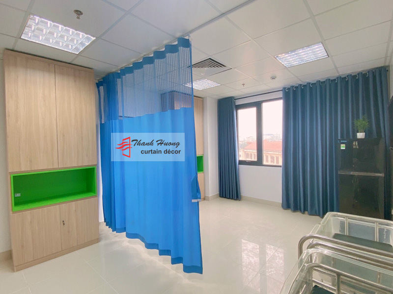 Rèm Thanh Hương cung cấp lắp đặt rèm vải y tế cho bệnh viện hiện đại, an toàn